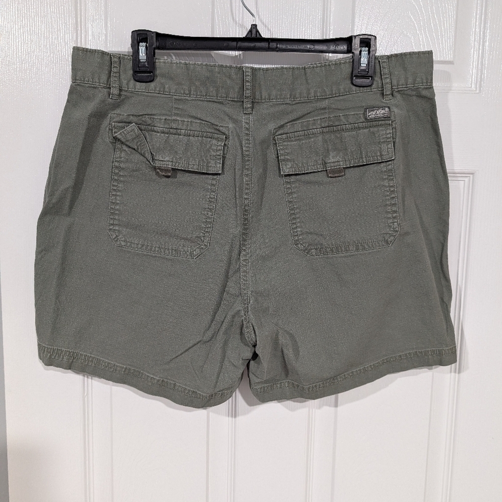 Eddie Bauer Medium Green Sage Ripstop Casual Shorts in Size 14 - Picture 6 of 12